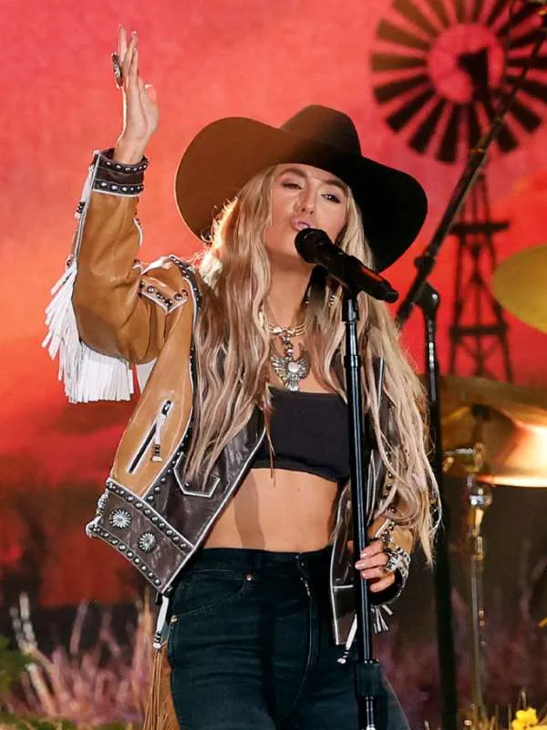 Lainey Wilson People’s Choice Awards Brown Leather Jacket - Image 3