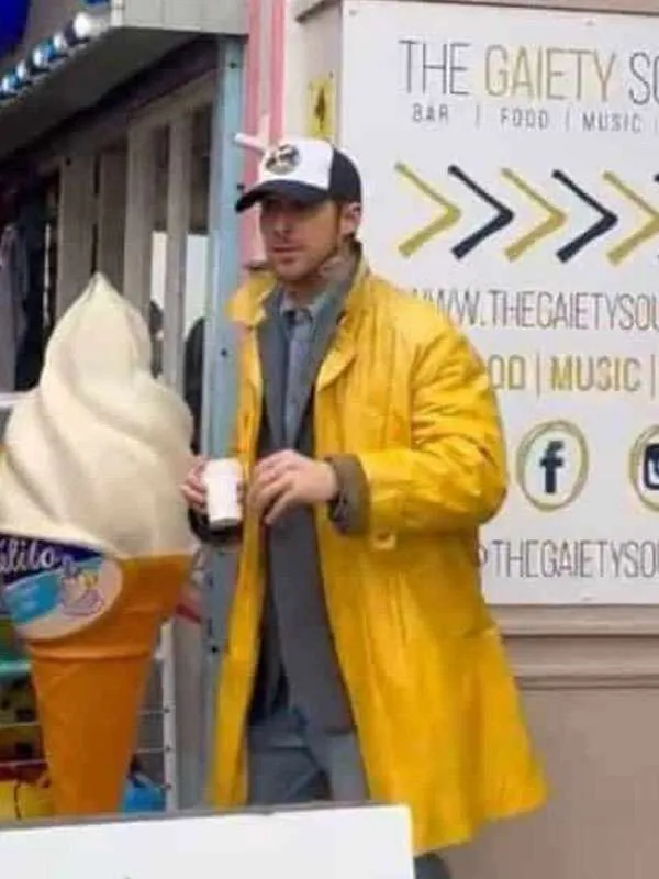 Ryan Gosling Project Hail Mary Yellow Coat - Image 4