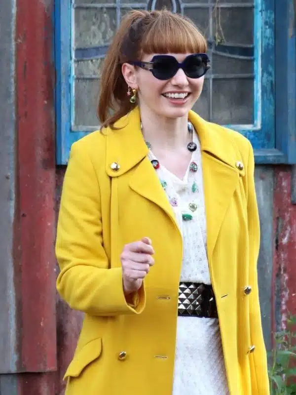 The Outlaws Eleanor Tomlinson Yellow Coat