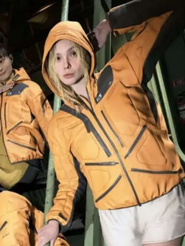 Elle Fanning Death Stranding 2 Yellow Jacket - Image 2