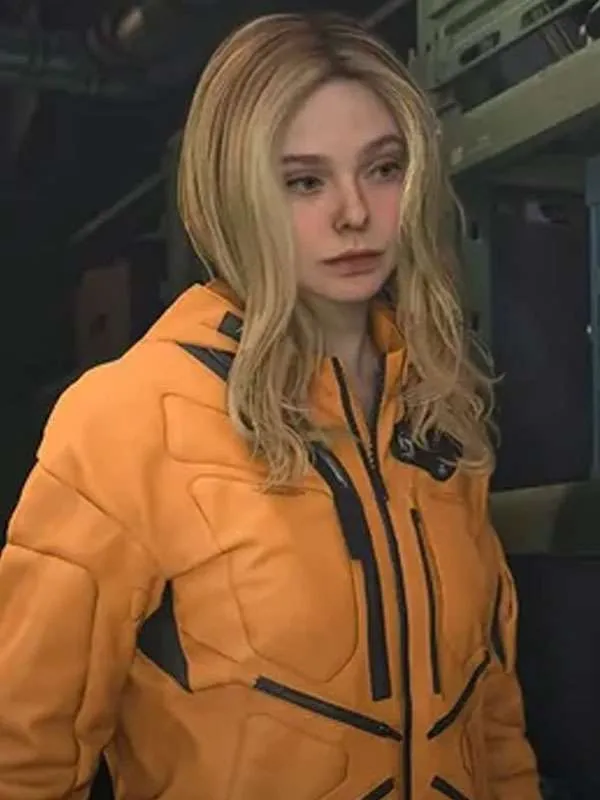 Elle Fanning Death Stranding 2 Yellow Jacket - Image 5