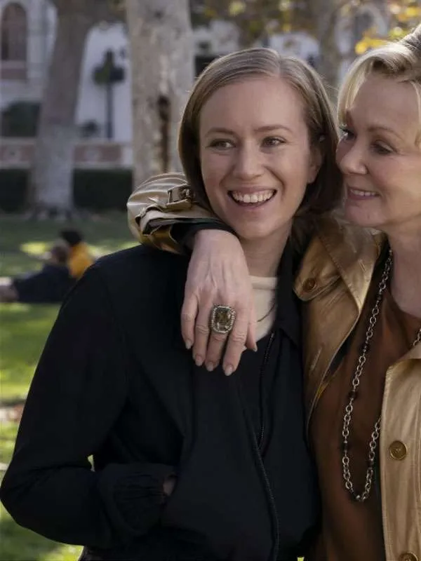 Ava Daniels Hacks S03 Black Jacket - Image 3