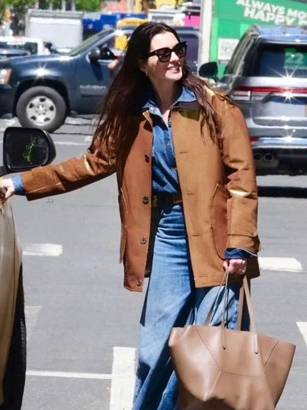 Anne Hathaway Metallic Gold Jacket - Image 2