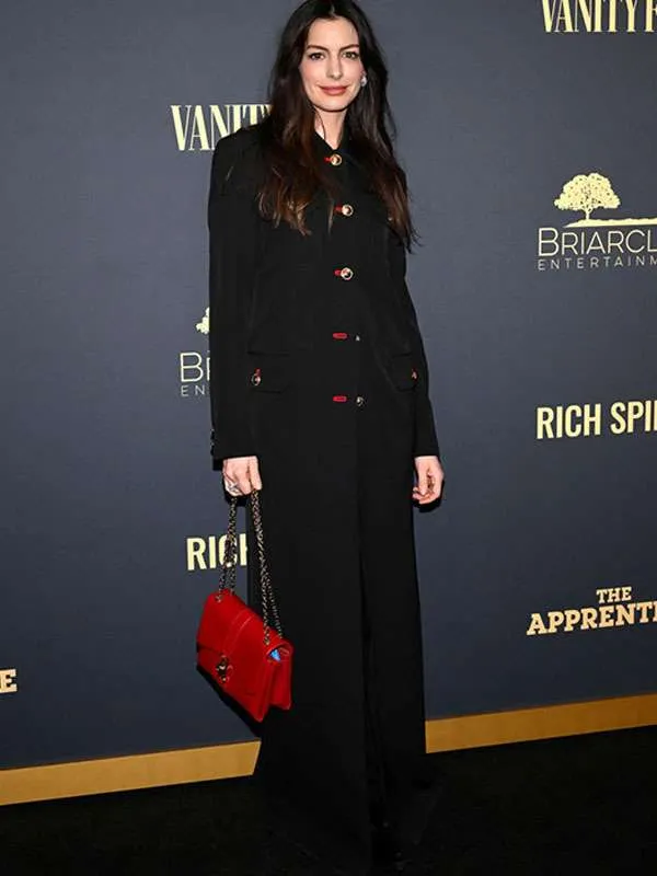 Anne Hathaway The Apprentice Premiere Black Coat - Image 2
