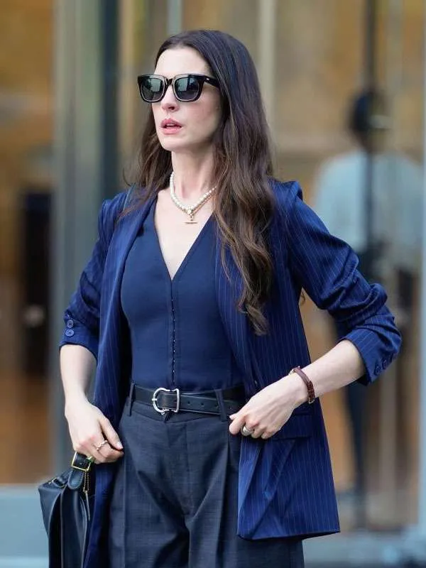 The Devil Wears Prada 2 Anne Hathaway Blue Blazer - Image 3