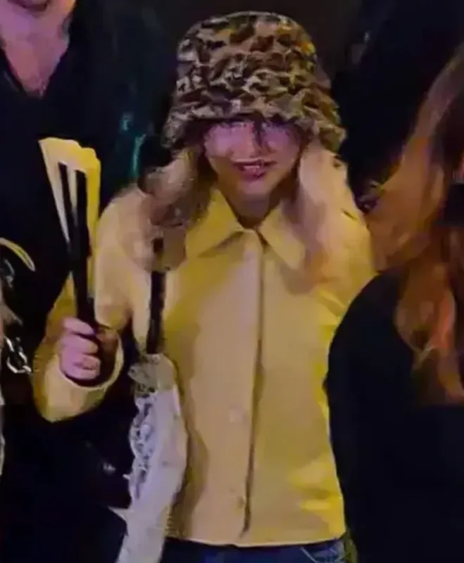 NYC Sabrina Carpenter Yellow Jacket - Image 2
